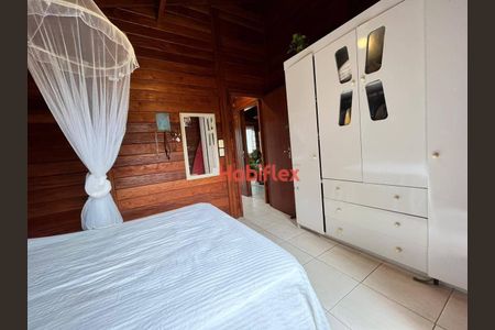 21_photo/95273b44b3.afd72e55bd2e2030-ATLAS-ad3815cf-c00c-4d66-a745-a8438470be79.jpg de casa à venda com 4 quartos, 280m² em Campeche Leste, Florianópolis