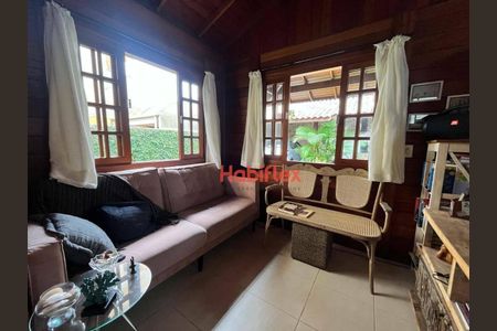31_photo/95273b44b3.afd72e55bd2e2030-ATLAS-d0d5f888-c481-4842-b2ba-c36109a1ce41.jpg de casa à venda com 4 quartos, 280m² em Campeche Leste, Florianópolis