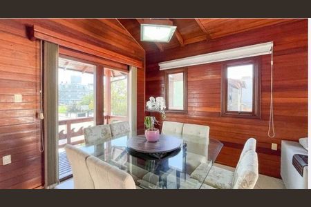 37_photo/95273b4577.d95d8692e7bc448d-ATLAS-510c5530-e075-4c5b-9e3d-00da31213ba2.jpg de casa para alugar com 3 quartos, 264m² em Campeche Leste, Florianópolis