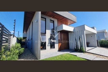 12_photo/95273b45bf.7b5cf76929cf096b-ATLAS-a860502e-a45c-46ea-bdc6-e9bfc5fb5d16.jpg de casa à venda com 3 quartos, 258m² em Campeche, Florianópolis