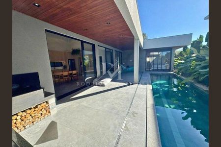 5_photo/95273b45bf.7b5cf76929cf096b-ATLAS-e9102dc9-6a2a-4815-9d2a-42a84358f0c9.jpg de casa à venda com 3 quartos, 258m² em Campeche, Florianópolis