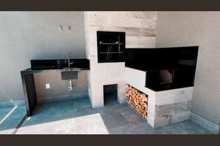 18_photo/95273b45eb.e32b511dab847c4b-ATLAS-b2a5fce6-8315-4199-bbb1-ba1cc1a0e7a7.jpg de casa à venda com 3 quartos, 258m² em Campeche, Florianópolis