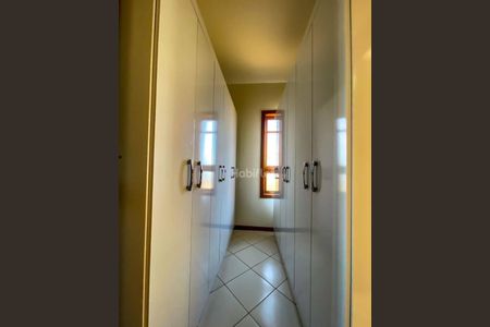 29_photo/95273b4a0b.3c20d05746a6d1b7-ATLAS-6f153389-5faf-47b5-adef-3e2289da3bc1.jpg de casa à venda com 5 quartos, 222m² em Campeche, Florianópolis