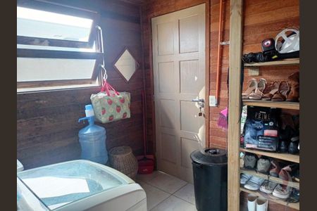 43_photo/95273b4a29.28f6ec5d72603be5-ATLAS-d19f53b9-60ca-44f6-b8a8-587c6fa8e77b.jpg de casa à venda com 2 quartos, 148m² em Morro das Pedras, Florianópolis