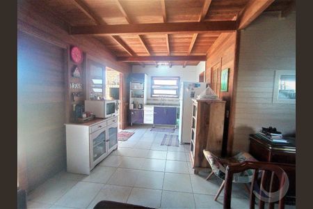 2_photo/95273b4a29.28f6ec5d72603be5-ATLAS-d2450808-1092-4d5b-885d-8bc0a5b4fed5.jpg de casa à venda com 2 quartos, 148m² em Morro das Pedras, Florianópolis