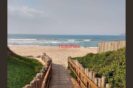 9_photo/95273b4e57.7a37549eceeba21f-ATLAS-6d3a592e-7fc2-47a0-a2c9-a1081b975ffb.jpg de casa à venda com 5 quartos, 280m² em Campeche, Florianópolis