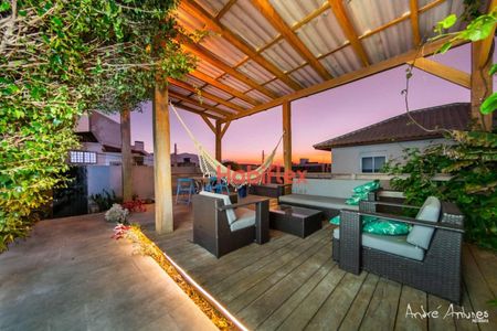 10_photo/95273b4e57.7a37549eceeba21f-ATLAS-7bac96cd-e33e-45dc-84a5-f6a611b8d9ef.jpg de casa à venda com 5 quartos, 280m² em Campeche, Florianópolis