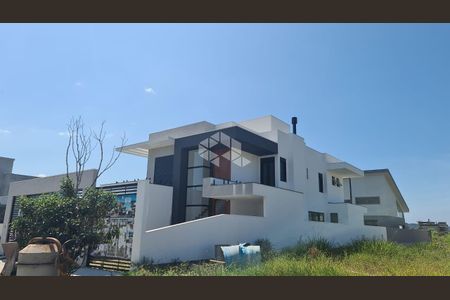 2_photo/95273b4f29.32872093cee71a99-ATLAS-ac76e8af-6549-404b-bee6-52dd66c05de3.jpg de casa à venda com 3 quartos, 161m² em Campeche, Florianópolis