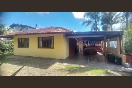 9_photo/95273b507d.80a7f3f1b00bd23a-ATLAS-2122a1ae-ad4c-406f-b7b5-9275bd9775fd.jpg de casa à venda com 6 quartos, 131m² em Campeche Leste, Florianópolis