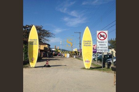 10_photo/95273b5c07.49e5f4e107e90c19-ATLAS-e2ce008a-79a6-4ef1-9664-925a35475e4d.jpg de casa à venda com 5 quartos, 313m² em Campeche Leste, Florianópolis