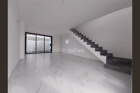 10_photo/95273b5cb3.0debd8b0cf00b8f0-ATLAS-8d5f4211-d9dc-4781-ae34-9abb64b77ab3.jpg de casa à venda com 2 quartos, 99m² em Campeche Leste, Florianópolis