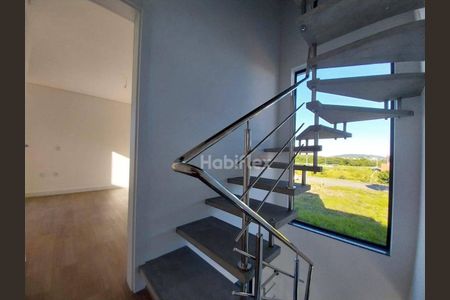 2_photo/95273b5cb3.c92211ca9f0afa38-ATLAS-0e46e3bc-971c-4df8-8c8e-4fad52b76941.jpg de casa à venda com 2 quartos, 106m² em Campeche Leste, Florianópolis