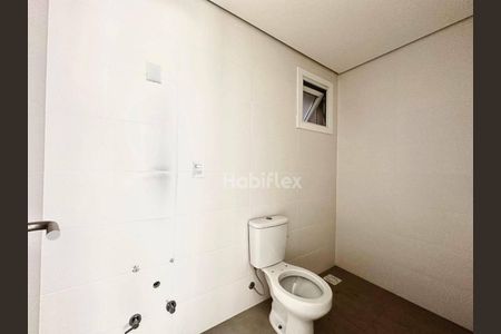 10_photo/95273b5e43.92d5d71f2e2c11fe-ATLAS-b30d54cd-c69d-4466-897a-bdeb47a84f30.jpg de apartamento à venda com 2 quartos, 80m² em Campeche, Florianópolis