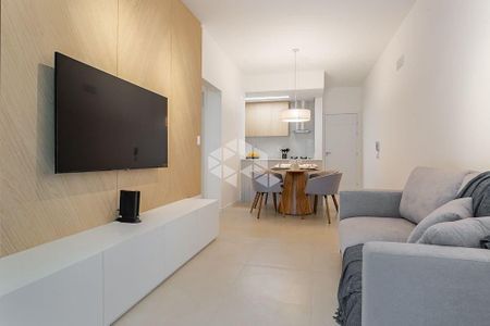 23_photo/95273b5e43.d52293c7eafd3c76-ATLAS-c6dd66a5-7b13-4e12-b71e-59f4e84b4c7a.jpg de apartamento à venda com 2 quartos, 80m² em Campeche, Florianópolis