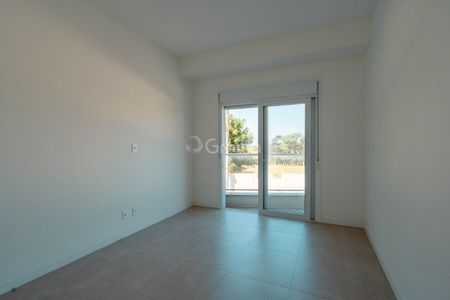 6_photo/95273b5e45.dc8034e1dfd12d5f-ATLAS-5abb918a-3721-49a1-8be6-9b39f06bc014.jpg de apartamento à venda com 3 quartos, 135m² em Campeche, Florianópolis