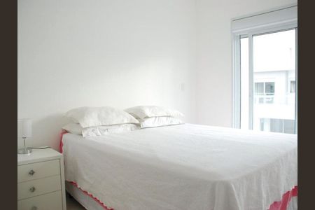 7_photo/95273b5e8b.4d61fe45062c8eb7-ATLAS-e65dac39-5d40-4941-b2b6-796ed6700484.jpg de apartamento à venda com 2 quartos, 138m² em Campeche, Florianópolis