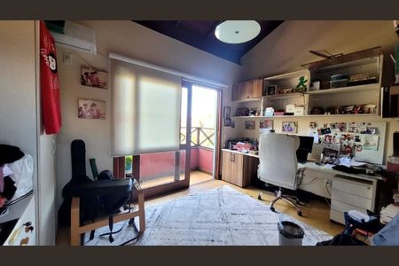 23_photo/95273b667f.f38e38137a2159e3-ATLAS-e0bbd9f9-d749-436e-b217-e2dd4900a2d2.jpg de casa à venda com 5 quartos, 289m² em Campeche, Florianópolis