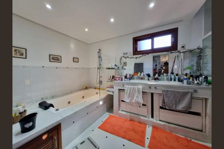 20_photo/95273b668f.70986b2d83168018-ATLAS-d5be3464-feae-4166-b065-bda60ffbd8df.jpg de casa à venda com 5 quartos, 276m² em Campeche, Florianópolis