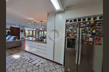 3_photo/95273b6691.80a7f3f1b00bd23a-ATLAS-2409d2fe-4a75-49d1-9086-a0d233eeceb7.jpg de casa para alugar com 5 quartos, 276m² em Campeche, Florianópolis