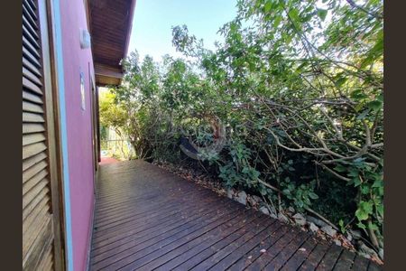 5_photo/95273b6691.80a7f3f1b00bd23a-ATLAS-2b4a86f3-db3e-40b3-83e9-1e4c368002cd.jpg de casa para alugar com 5 quartos, 276m² em Campeche, Florianópolis