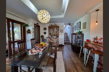 6_photo/95273b6691.80a7f3f1b00bd23a-ATLAS-5830ba04-8747-4e30-8bd7-04ca9d0f2d33.jpg de casa para alugar com 5 quartos, 276m² em Campeche, Florianópolis