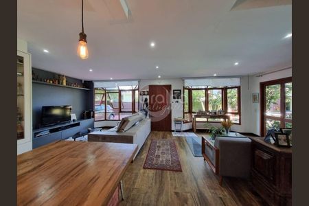 4_photo/95273b6691.80a7f3f1b00bd23a-ATLAS-aa0413d0-31b9-41a7-a5b7-c6d42eb682c1.jpg de casa para alugar com 5 quartos, 276m² em Campeche, Florianópolis