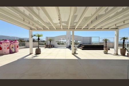 4_photo/95273b66b5.1434eac05e667b5e-ATLAS-841fd87e-9fda-4e1d-8016-e6d323a86ecf.jpg de apartamento à venda com 3 quartos, 340m² em Campeche, Florianópolis