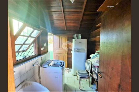 18_photo/95273b66cb.1ad5fb952b026013-ATLAS-eabffcce-0e5f-4447-8b65-9534c16c4820.jpg de casa à venda com 4 quartos, 246m² em Campeche, Florianópolis