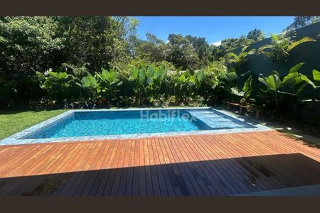 2_photo/95273b6d0b.014cfb13579d02d8-ATLAS-03d5c3ef-fa3f-436e-8478-dbfc2e2397ab.jpg de casa à venda com 5 quartos, 680m² em Campeche Central, Florianópolis