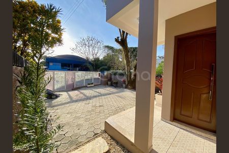 34_photo/95273b6d27.e17343cf5b702f60-ATLAS-fa4eb689-0a06-4dca-bc28-54e1056a742b.jpg de casa à venda com 4 quartos, 134m² em Campeche Central, Florianópolis