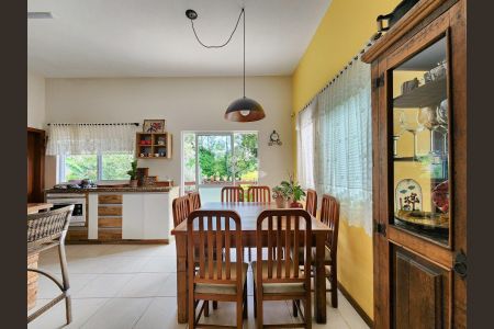 11_photo/95273b7881.235b0d64cbaeeb21-ATLAS-b7a52a6b-b014-4f42-9d1c-d84d50f268ba.jpg de casa à venda com 3 quartos, 220m² em Rio Tavares, Florianópolis