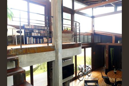 15_photo/95273b78bf.eac4368e9a4a4ed1-ATLAS-1321dcec-9f1b-4384-9bc7-7cc2ffb0b5ce.jpg de casa à venda com 3 quartos, 201m² em Rio Tavares, Florianópolis