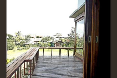 22_photo/95273b78bf.eac4368e9a4a4ed1-ATLAS-2033f473-2add-4b79-a95f-def59bb0b068.jpg de casa à venda com 3 quartos, 201m² em Rio Tavares, Florianópolis