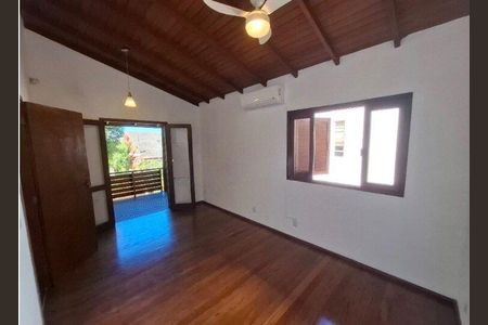 6_photo/95273b7961.fe96b63aec789ef1-ATLAS-0b660ae2-a4b0-457a-b895-c90a167d5db5.jpg de casa para alugar com 3 quartos, 200m² em Campeche, Florianópolis