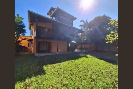2_photo/95273b7961.fe96b63aec789ef1-ATLAS-8d952e36-23d8-4c47-9017-8d033ada93c7.jpg de casa para alugar com 3 quartos, 200m² em Campeche, Florianópolis