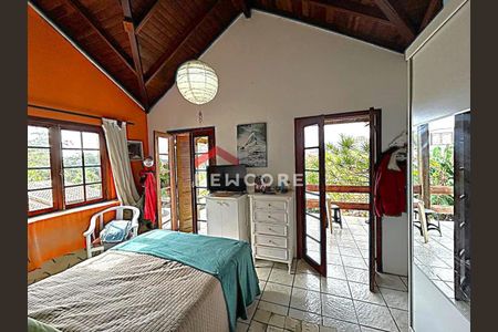 9_photo/95273b7981.5b63f18bcccc212e-ATLAS-a296b7b3-4baf-450f-97a3-d8bc3a2b2c23.jpg de casa à venda com 3 quartos, 196m² em Rio Tavares Central, Florianópolis