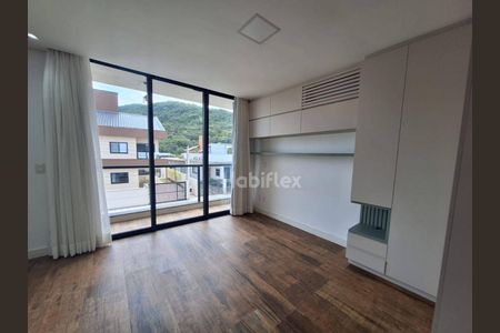 22_photo/95273b7bc9.b7afec13c8c84584-ATLAS-12b5190f-7e2d-4f97-9287-c8d74fccdd99.jpg de casa à venda com 2 quartos, 116m² em Campeche, Florianópolis