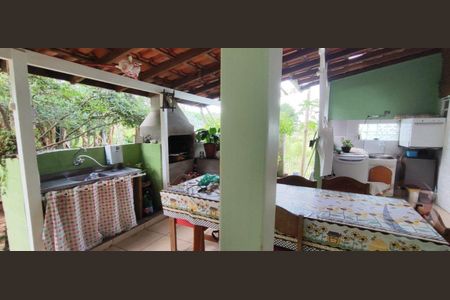 6_photo/95273b7bcf.2d257ce0050a8e83-ATLAS-efd64bdf-5f50-4ccf-8e57-da5daef88289.jpg de casa à venda com 15 quartos, 258m² em Campeche, Florianópolis