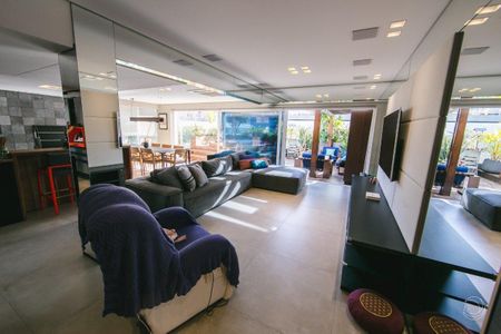 5_photo/95273b7ca3.87655cc8a357cc10-ATLAS-1354f635-95d2-4a37-a4e3-337ea7c13f3e.jpg de apartamento à venda com 3 quartos, 198m² em Campeche, Florianópolis