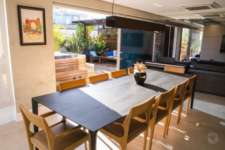 22_photo/95273b7ca3.87655cc8a357cc10-ATLAS-146004d7-473f-402d-bdf8-e2ffd3a2733c.jpg de apartamento à venda com 3 quartos, 198m² em Campeche, Florianópolis