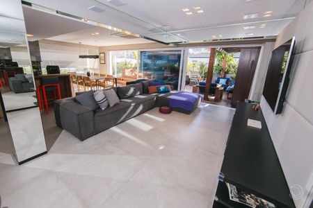 11_photo/95273b7ca3.87655cc8a357cc10-ATLAS-88baf1dc-aa7c-4c9a-8a1d-98e4abfe5fc2.jpg de apartamento à venda com 3 quartos, 198m² em Campeche, Florianópolis