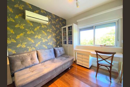 17_photo/95273b7caf.d0b37c42b4cd4900-ATLAS-2ca2aa4c-e223-42b6-a6f2-11e21c7938c7.jpg de apartamento à venda com 3 quartos, 196m² em Campeche, Florianópolis