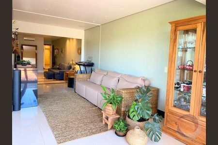 11_photo/95273b7caf.d0b37c42b4cd4900-ATLAS-ec45990f-dae8-4e30-8b13-dbcb457f365c.jpg de apartamento à venda com 3 quartos, 196m² em Campeche, Florianópolis