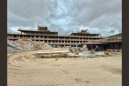 32_photo/95273b7cf5.05be5702bcb85eae-ATLAS-4de07000-cc1e-4d66-8adb-b077d8fff0b6.jpg de apartamento à venda com 3 quartos, 177m² em Campeche, Florianópolis