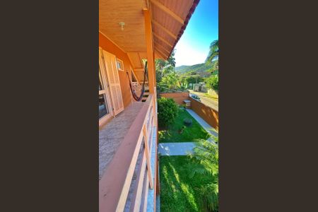 18_photo/95273b80c3.6c5c93e045adfc60-ATLAS-e65921bf-5294-4682-ad3a-4d50d55b2844.jpg de casa à venda com 5 quartos, 192m² em Rio Tavares, Florianópolis