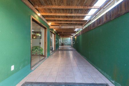 25_photo/95273b80c3.fc5987373cdbaa4f-ATLAS-5a445e39-b77f-45bd-bcaf-02a072ff8369.jpg de casa à venda com 6 quartos, 320m² em Rio Tavares, Florianópolis