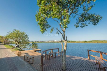 29_photo/95273b80c3.fc5987373cdbaa4f-ATLAS-9be61881-9188-400a-88ba-b3a730b91a38.jpg de casa à venda com 6 quartos, 320m² em Rio Tavares, Florianópolis