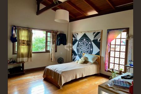 2_photo/95273b812b.f2bfaed4af7a5e8b-ATLAS-23eedd2d-ff42-4ace-b2d0-081e955b2814.jpg de casa à venda com 3 quartos, 220m² em Rio Tavares, Florianópolis