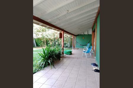 9_photo/95273b812b.f2bfaed4af7a5e8b-ATLAS-d3c7f57c-6664-412d-9d50-9bcbcf93d6eb.jpg de casa à venda com 3 quartos, 220m² em Rio Tavares, Florianópolis