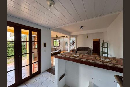 7_photo/95273b8205.7921032f84b277b6-ATLAS-1237d6cd-b419-4988-bbee-634b474f39a4.jpg de casa para alugar com 2 quartos, 130m² em Rio Tavares, Florianópolis